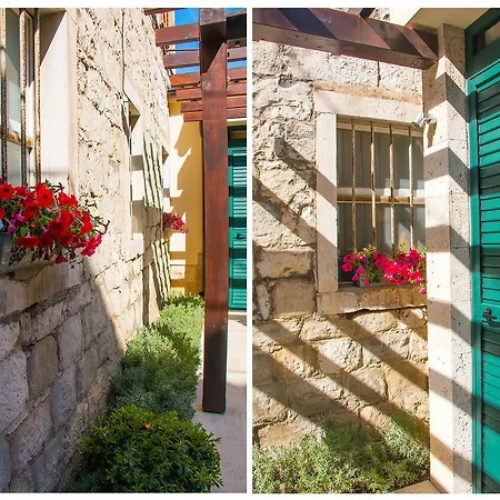Veig Apartment Split