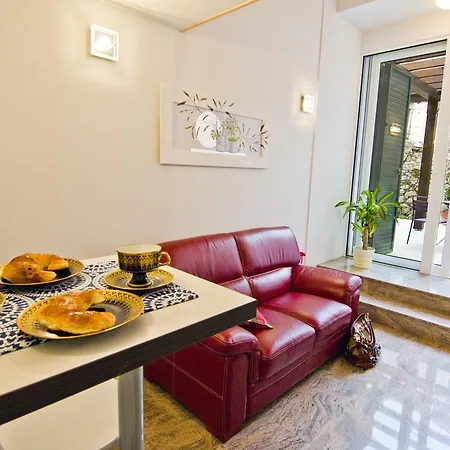 Veig Palace * سبليت