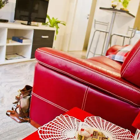 Veig Palace דירה *