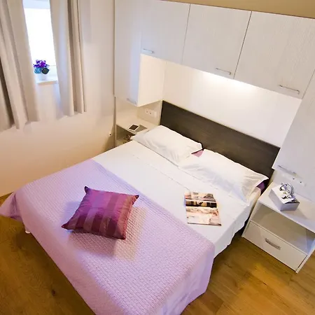 Veig Palace 公寓 *